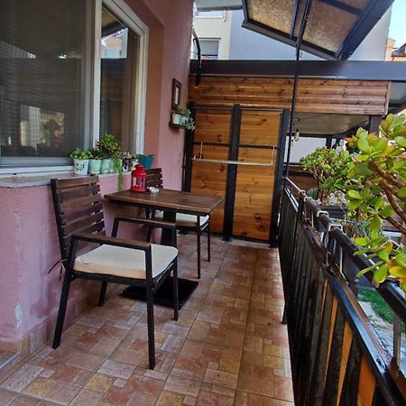 The House Apartments & Guest Rooms Ohrida Exterior foto