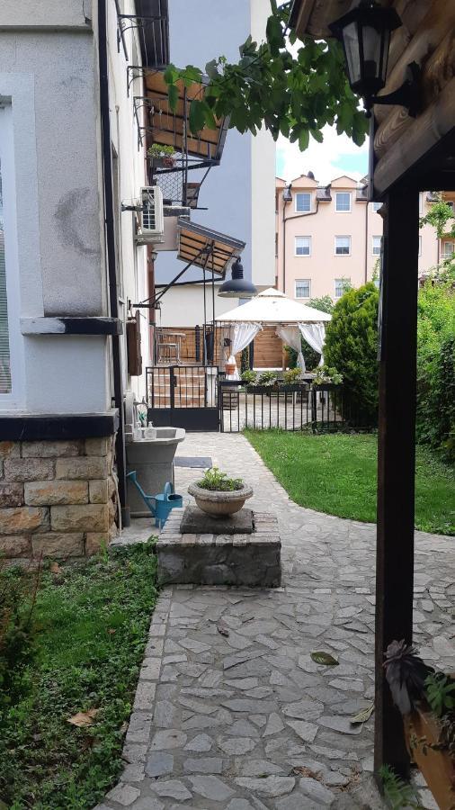The House Apartments & Guest Rooms Ohrida Exterior foto