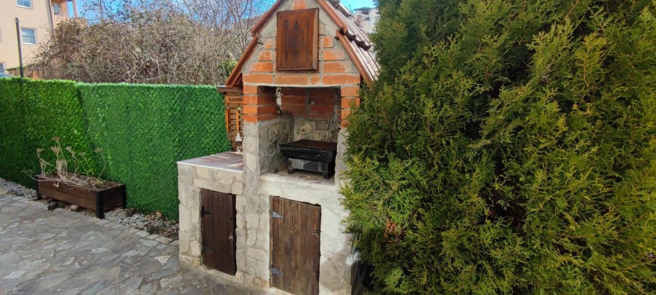 The House Apartments & Guest Rooms Ohrida Exterior foto